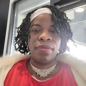 Meet your Posher, Caveel